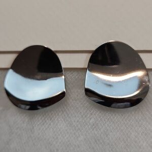 Vintage Style Minimalist Organic Concave Plate Clip-on Earrings